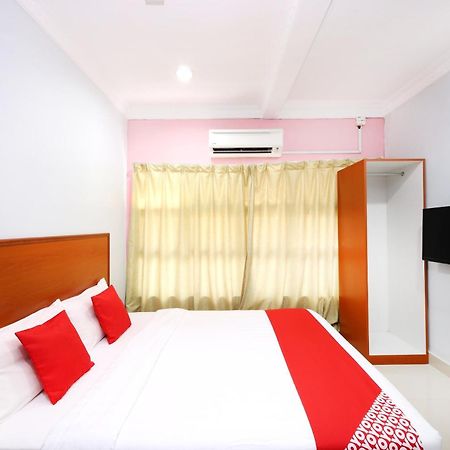 Super Oyo 720 Corridor Hotel 2 Pekan Exteriör bild