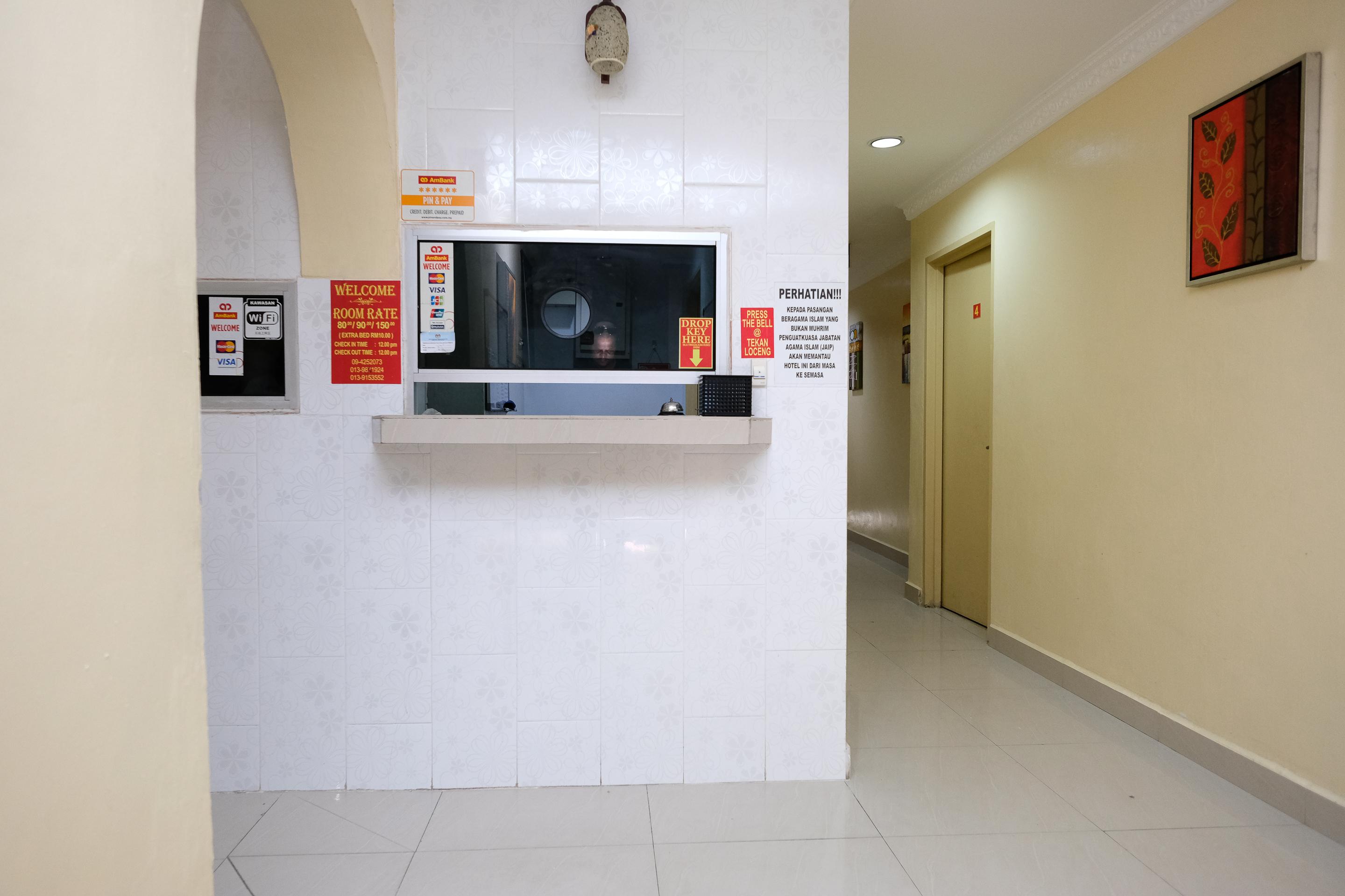 Super Oyo 720 Corridor Hotel 2 Pekan Exteriör bild