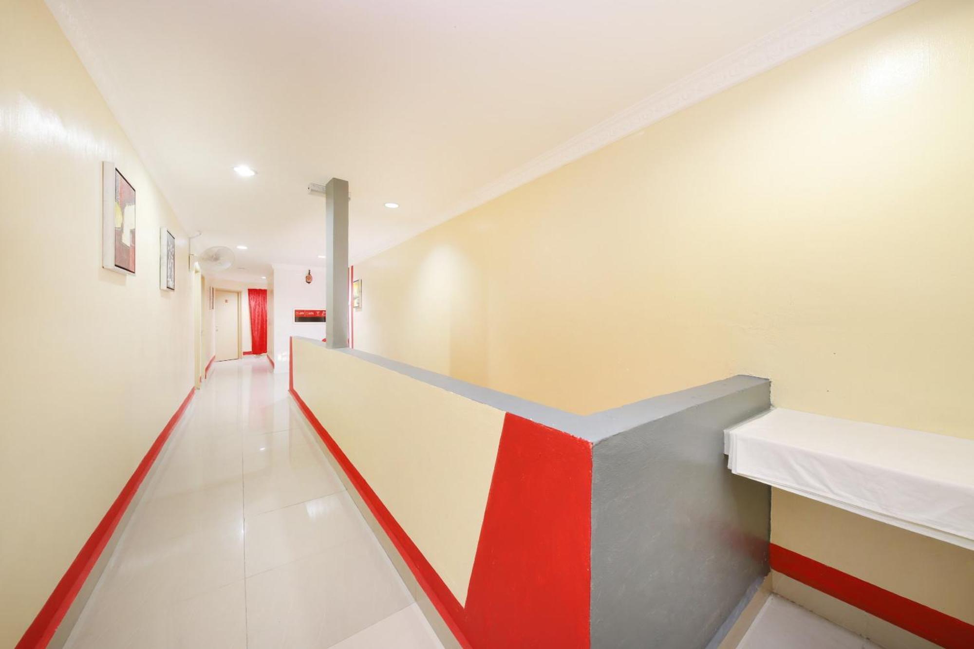 Super Oyo 720 Corridor Hotel 2 Pekan Exteriör bild