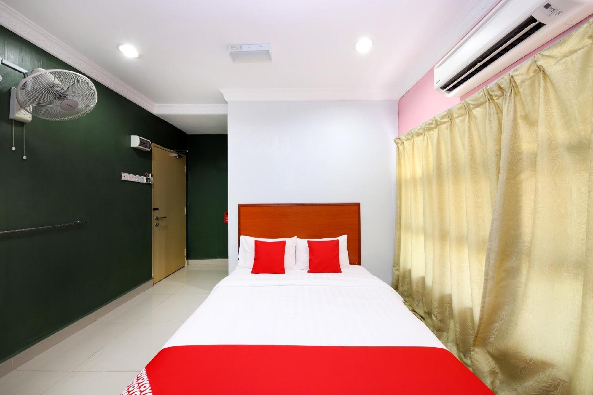 Super Oyo 720 Corridor Hotel 2 Pekan Exteriör bild