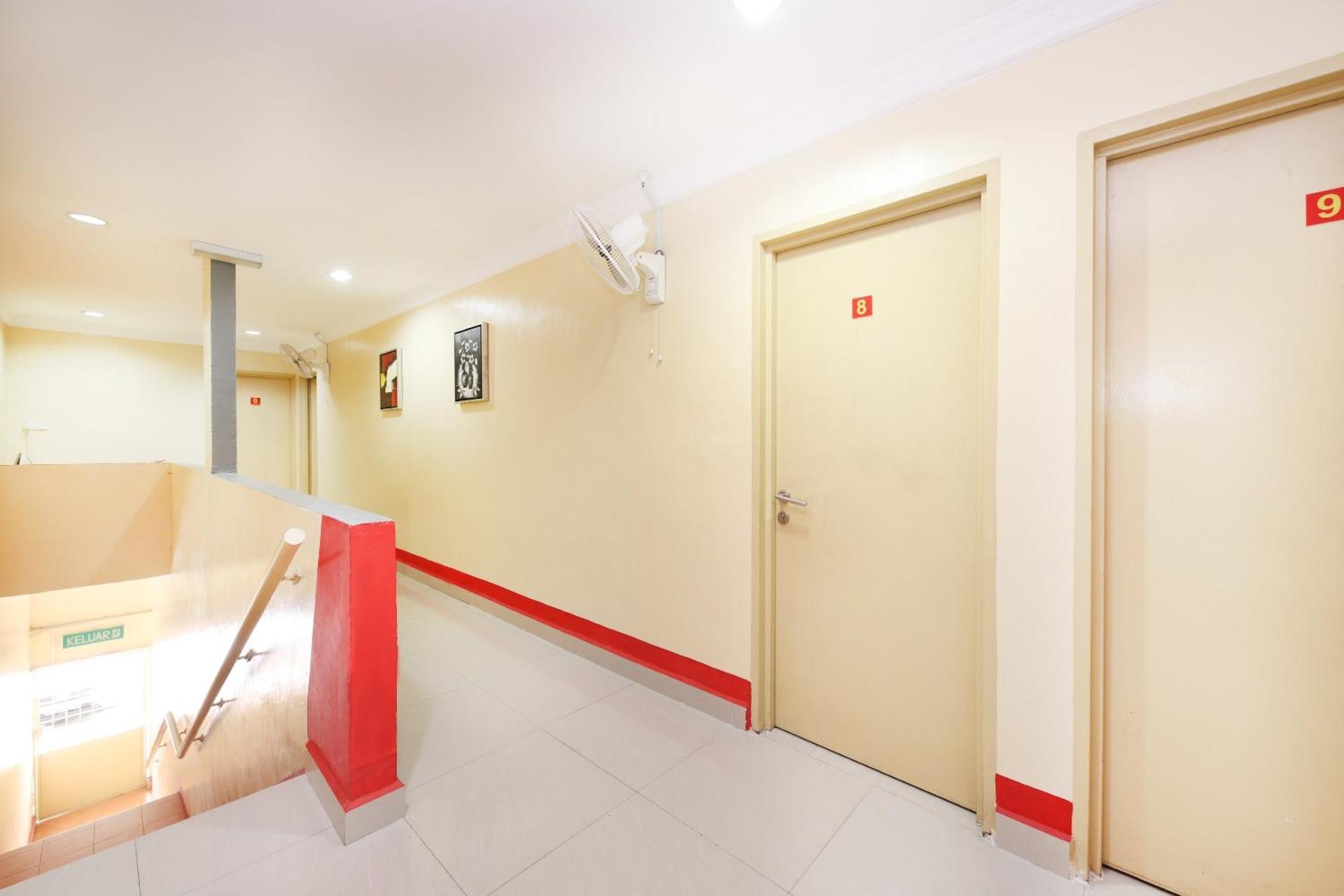 Super Oyo 720 Corridor Hotel 2 Pekan Exteriör bild
